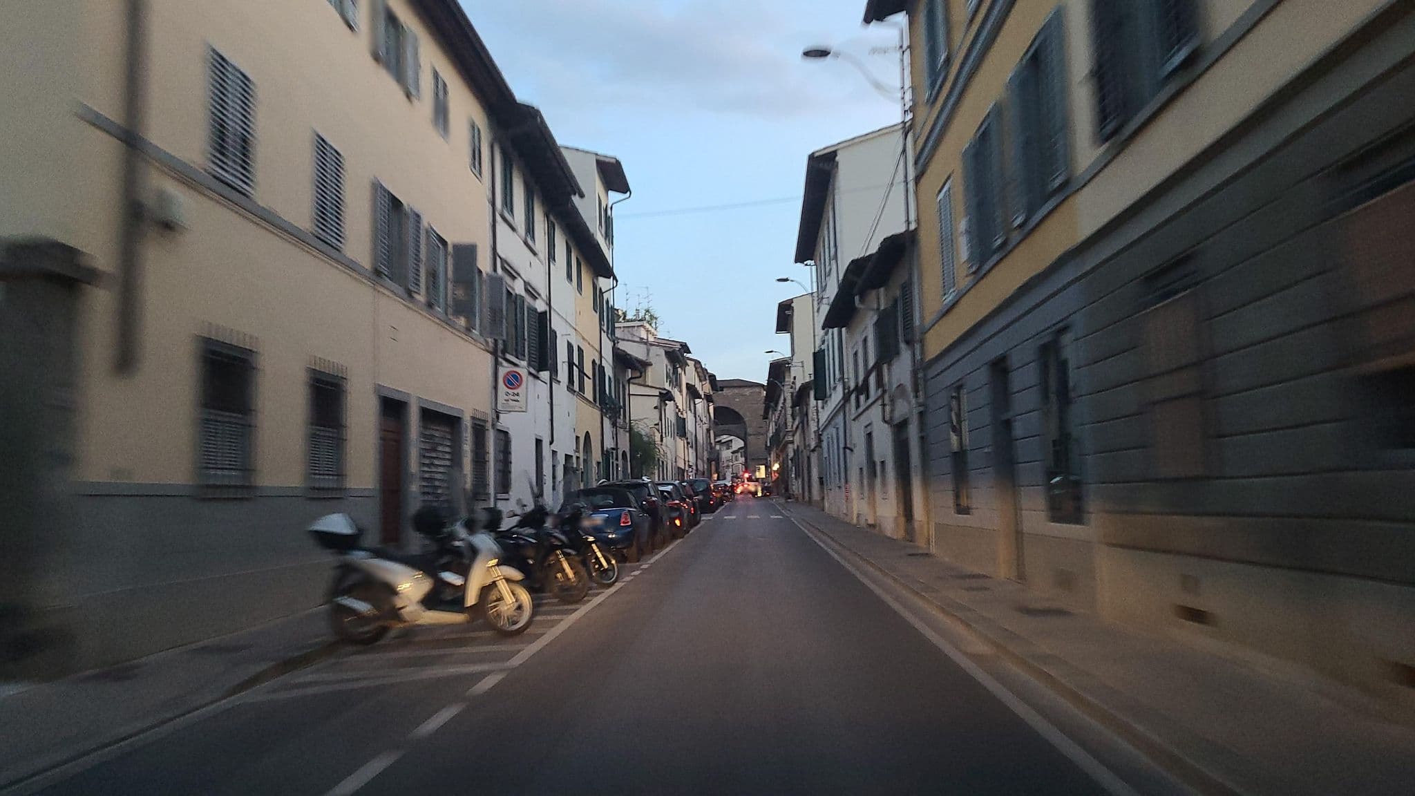 Street view near Oltrarno Home Silvia Florence, Florence — © chrisbeddow (CC BY-SA · Mapillary)