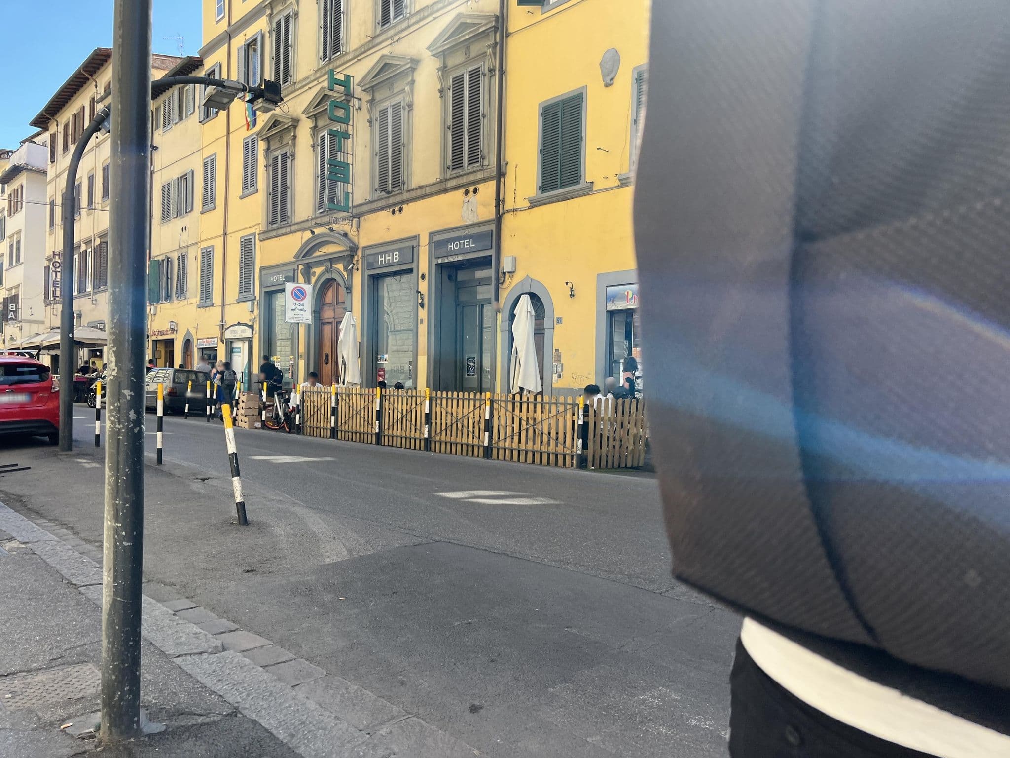 Street view near With Me(위드미), Florence — © shogohirasawa (CC BY-SA · Mapillary)