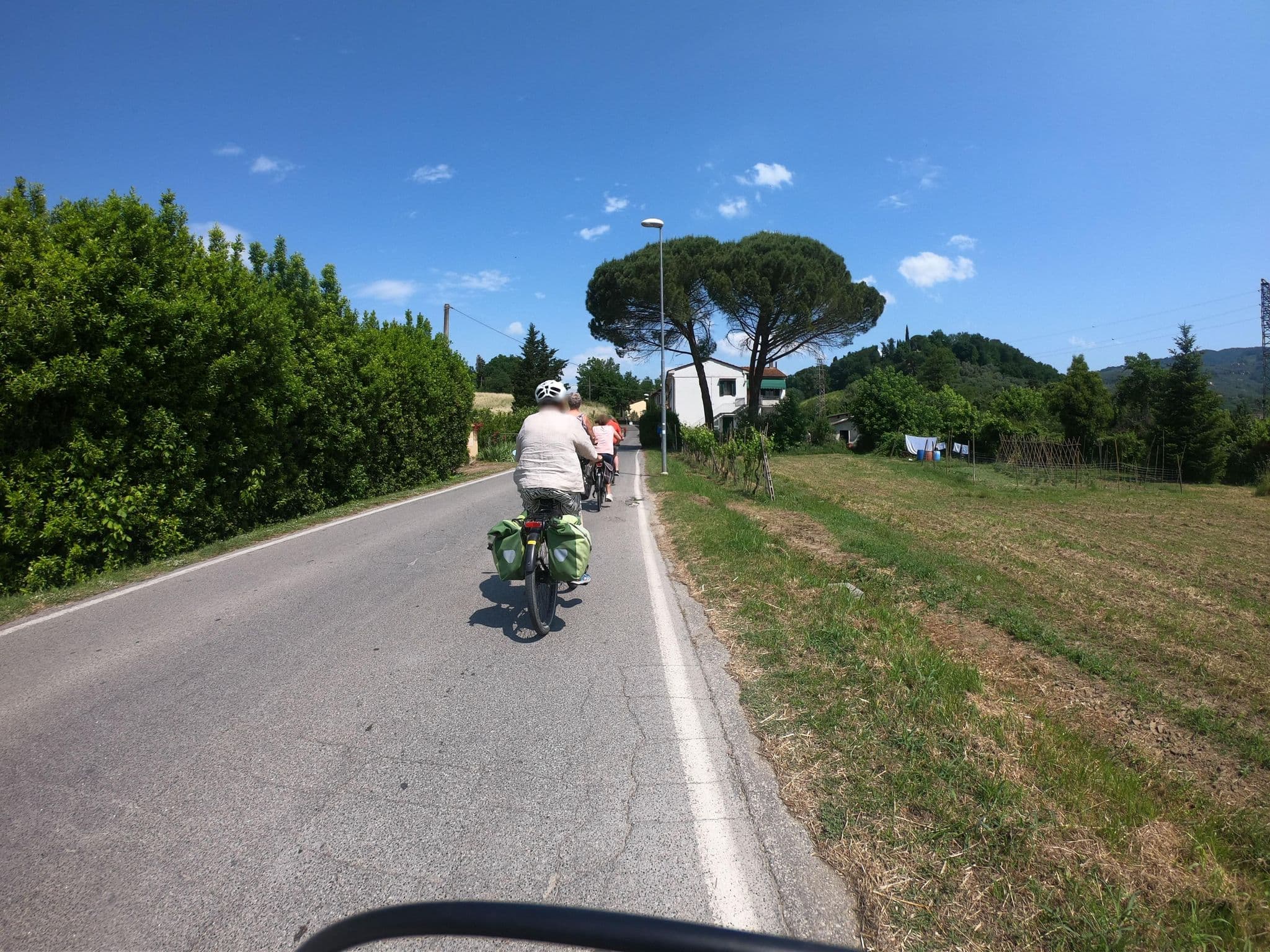Street view near Casa Ripalta, Vinci — © pbb (CC BY-SA · Mapillary)