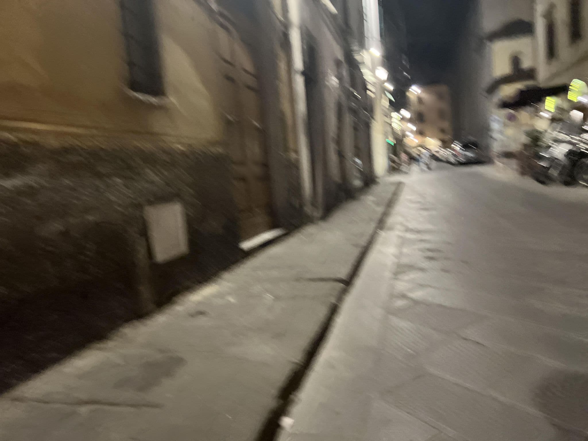 Street view near Tegolaio Flat, Florence — © shogohirasawa (CC BY-SA · Mapillary)