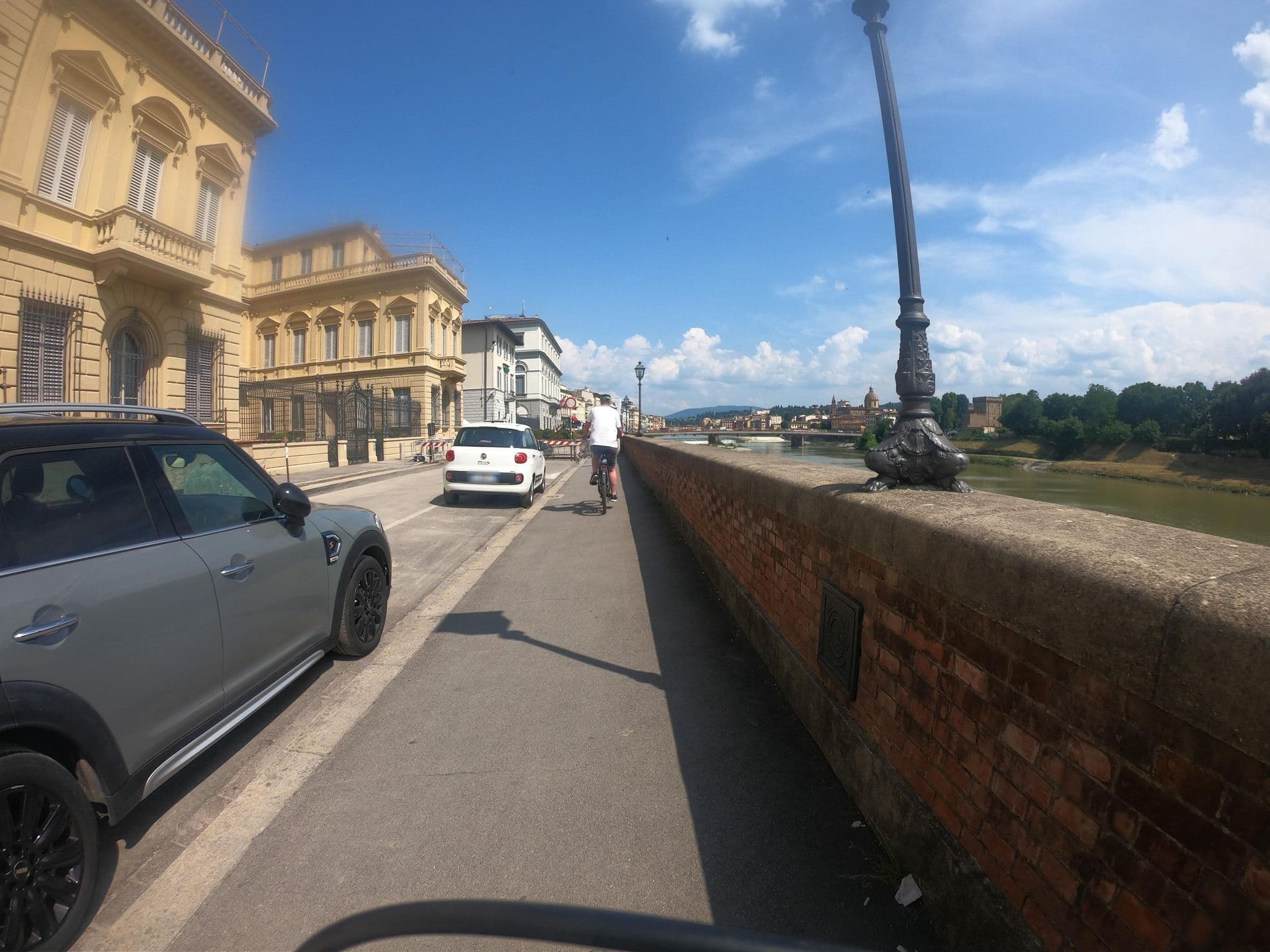 Street view near Hotel Consigli, Florence — © pbb (CC BY-SA · Mapillary)