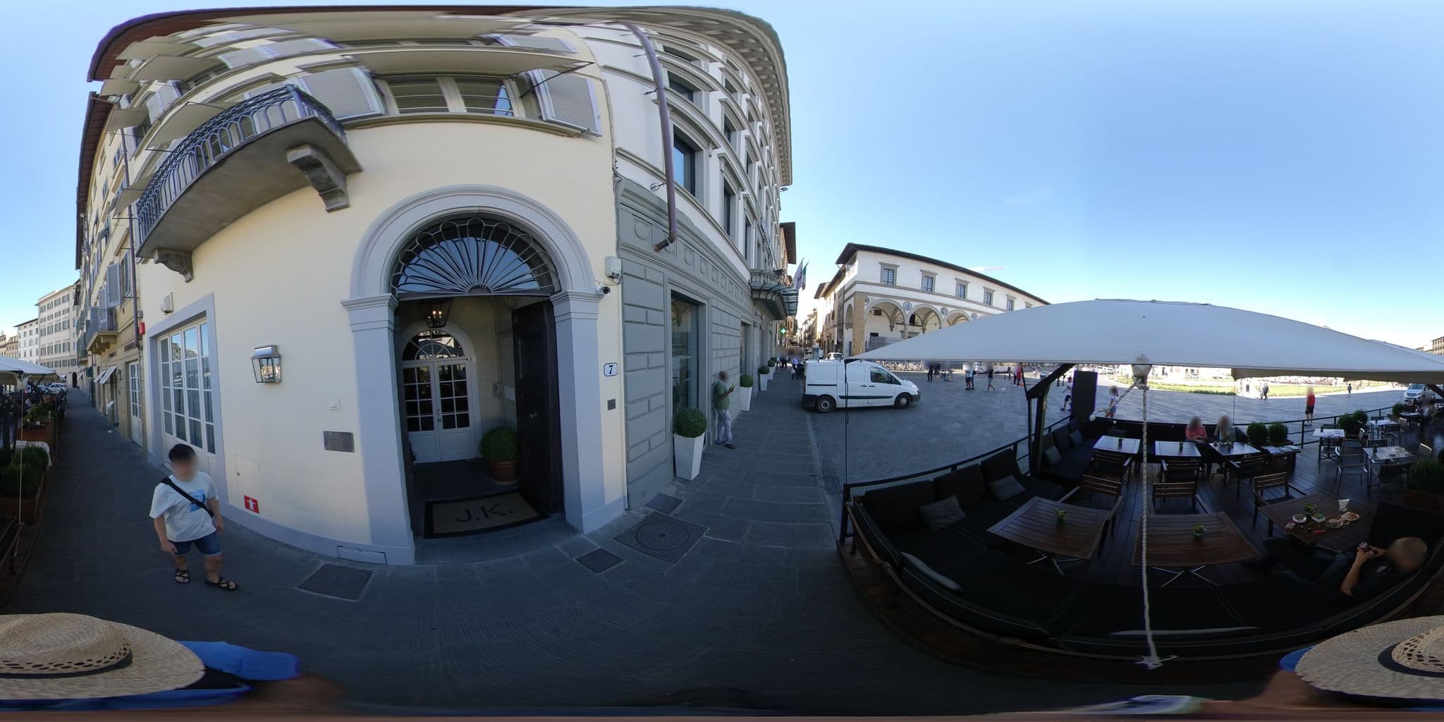 Street view near Albergo Roma, Florence — © mircozorzo (CC BY-SA · Mapillary)