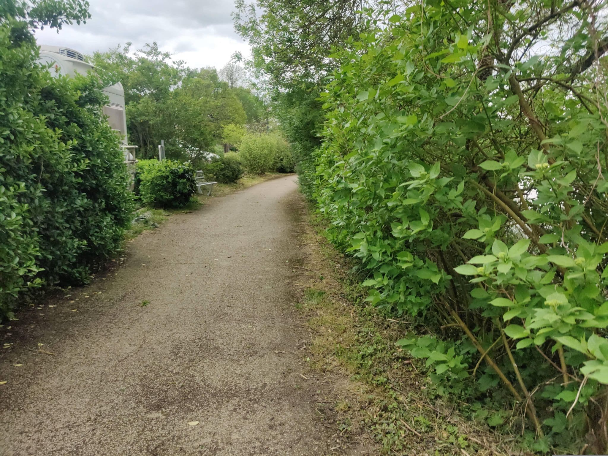 Street view near Aire de camping-cars d'Arnage, Arnage — © ericb44 (CC BY-SA · Mapillary)