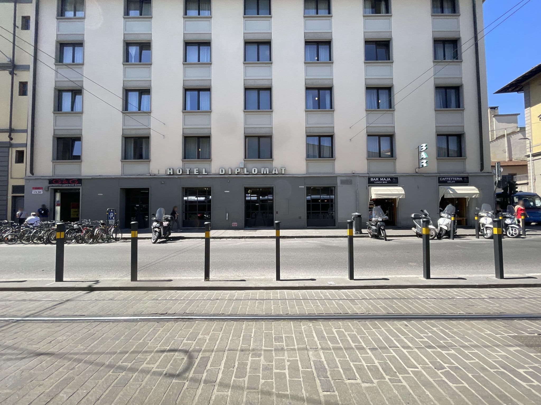 Street view near Residenza Millennium, Florence — © filipb (CC BY-SA · Mapillary)