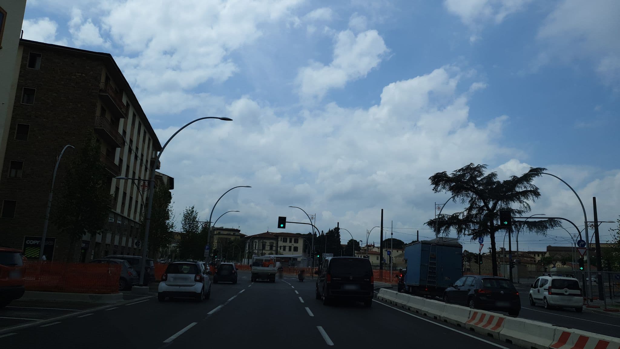 Street view near Bed and Breakfast I Due Leoni, Florence — © jopparn (CC BY-SA · Mapillary)
