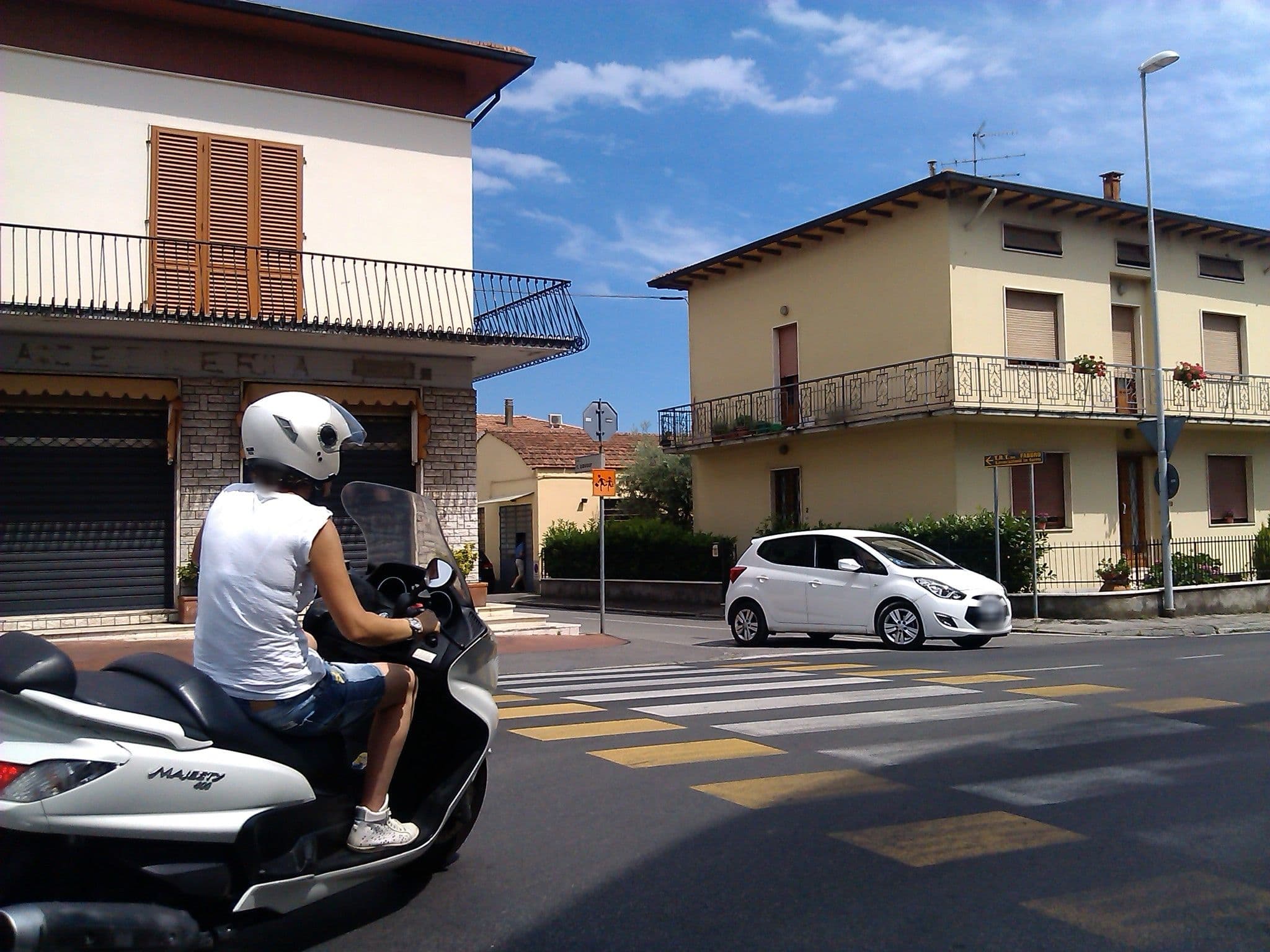 Street view near Locanda La Rotonda, Montale — © changchun1 (CC BY-SA · Mapillary)