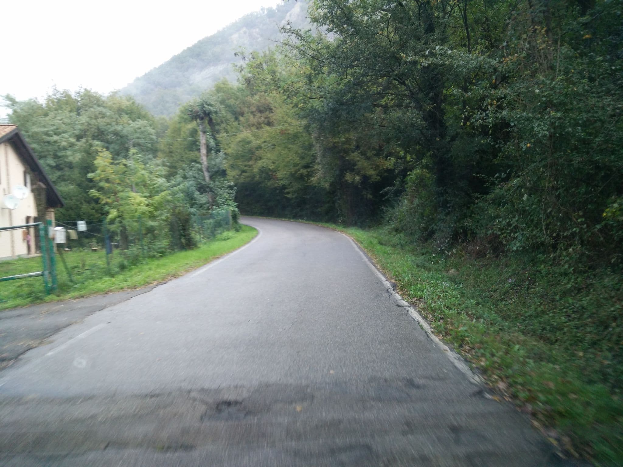 Street view near Fava Mauro, Marzabotto — © joostjakob (CC BY-SA · Mapillary)