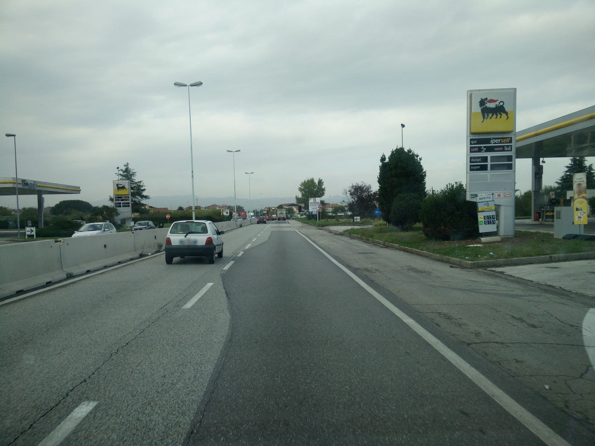 Street view near Son nam hotel, Prato — © joostjakob (CC BY-SA · Mapillary)