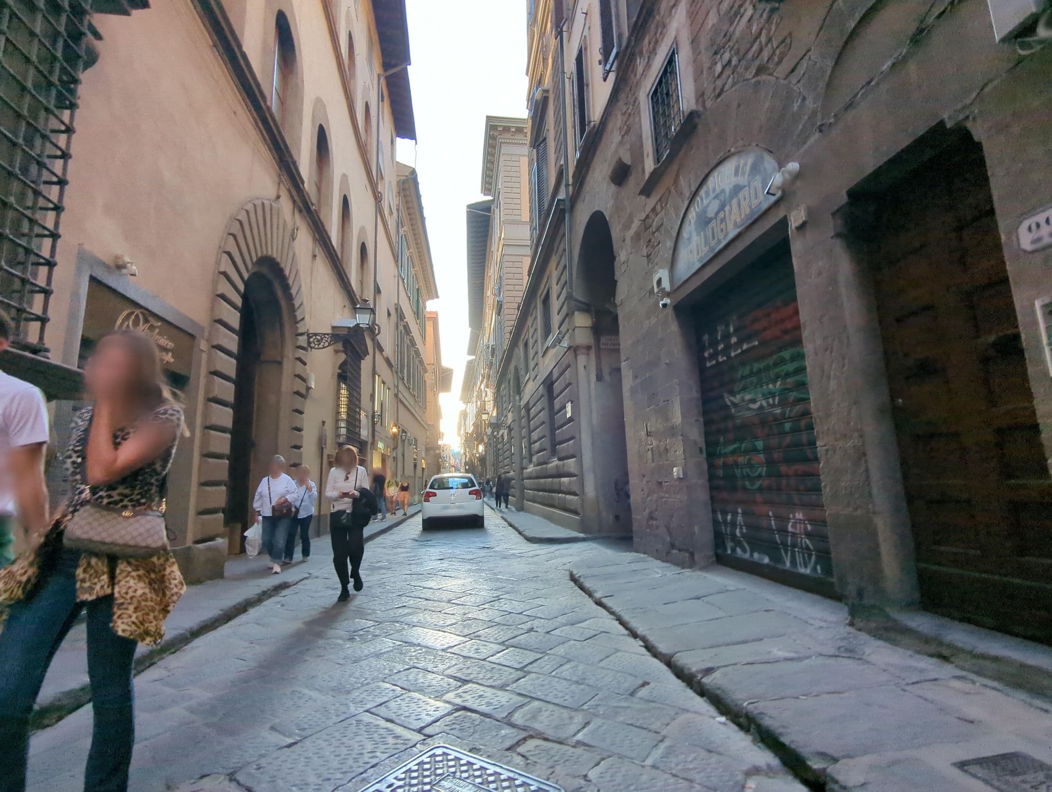 Street view near Appartamento La Tranquilla, Florence — © ente (CC BY-SA · Mapillary)