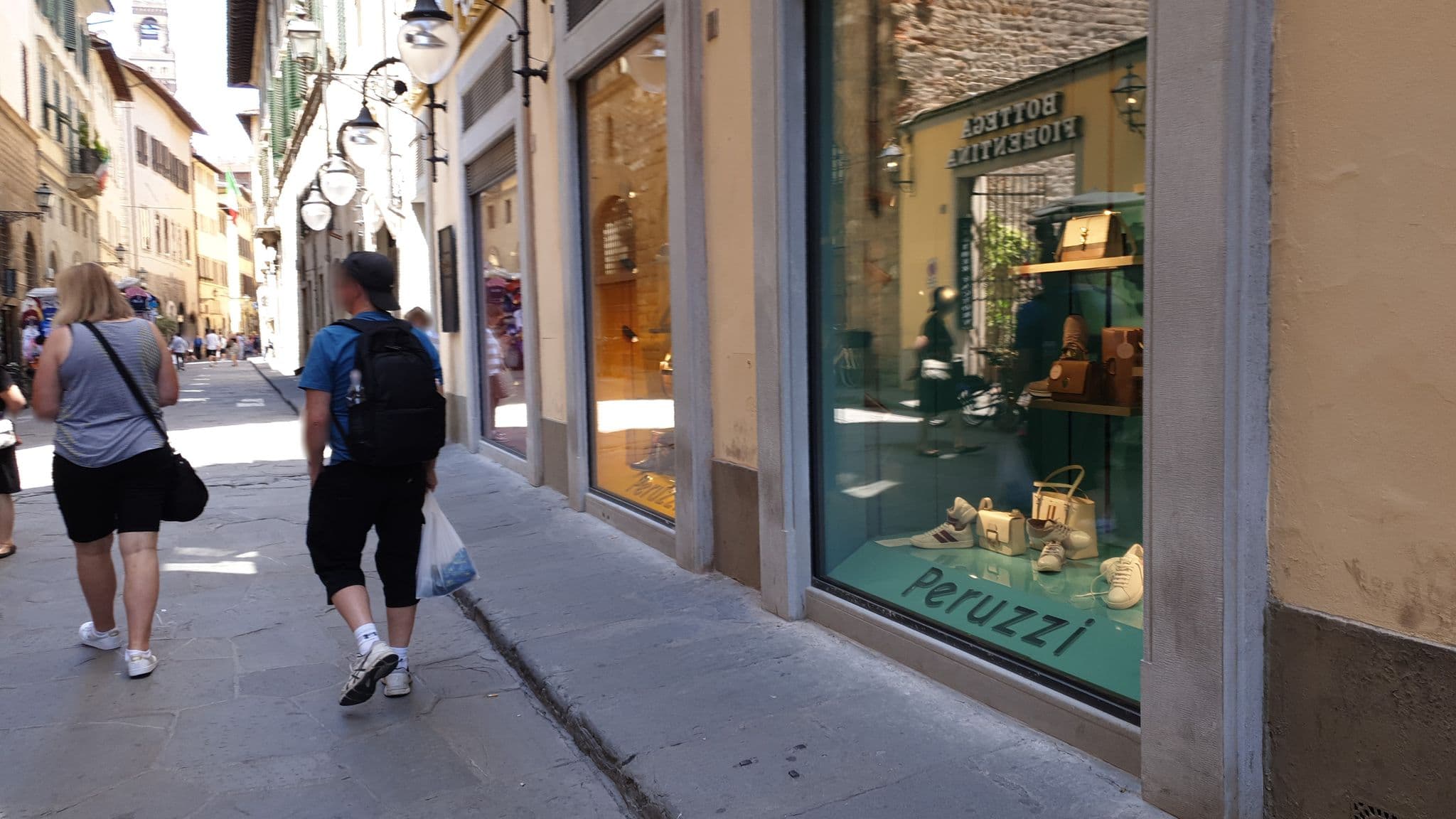 Street view near B&B Righi, Florence — © jopparn (CC BY-SA · Mapillary)