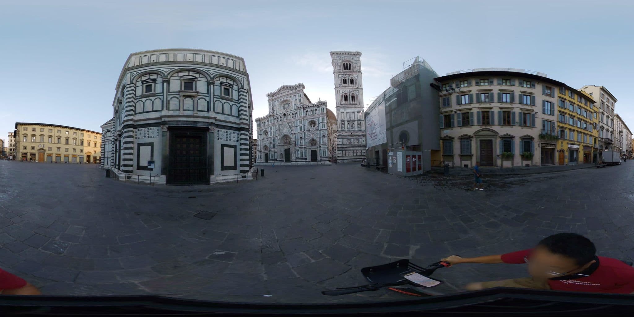 Street view near Apartments Cathedral View, Florence — © dilipshrikhande (CC BY-SA · Mapillary)