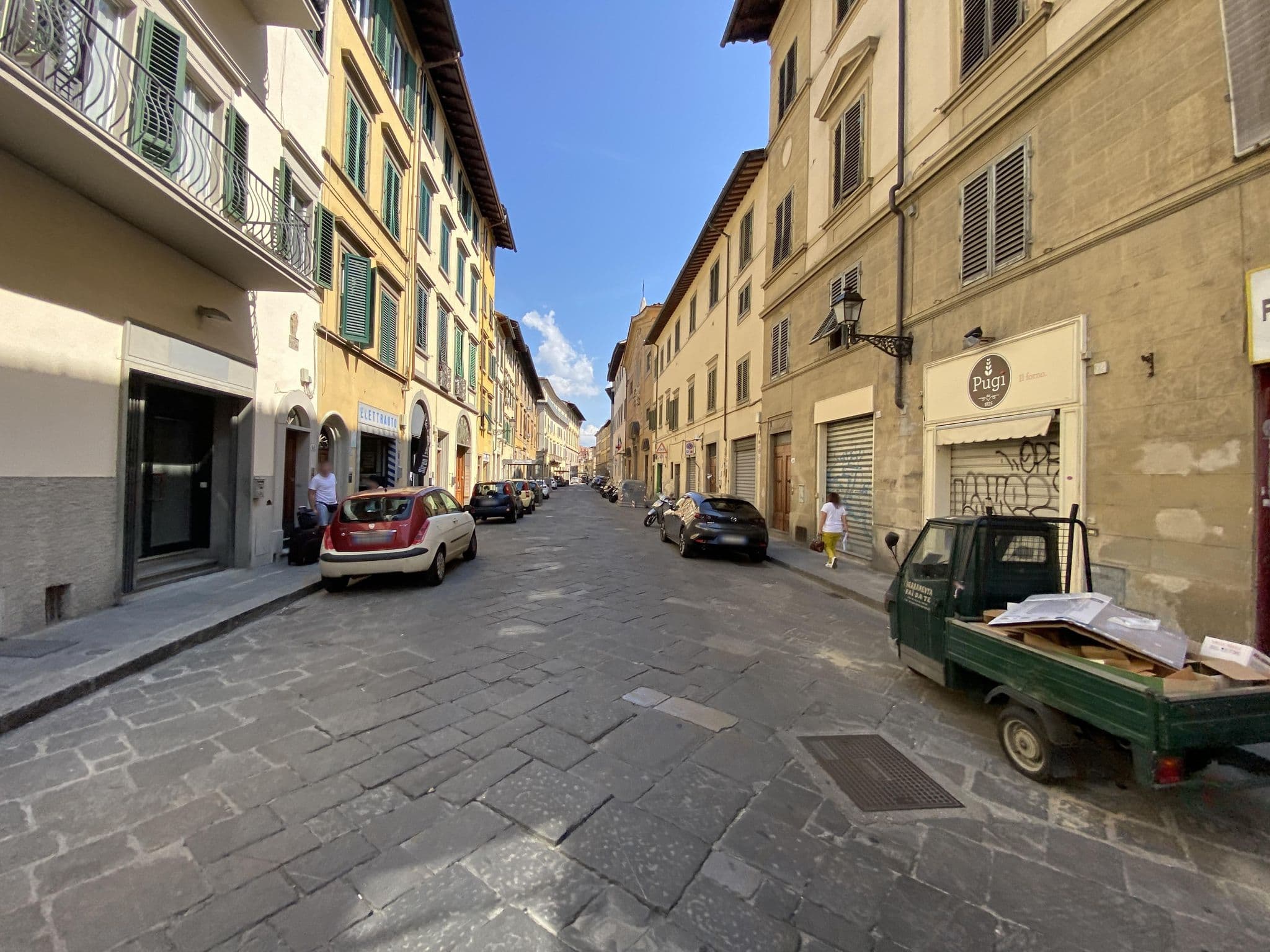Street view near Walking 4, Florence — © asturksever (CC BY-SA · Mapillary)