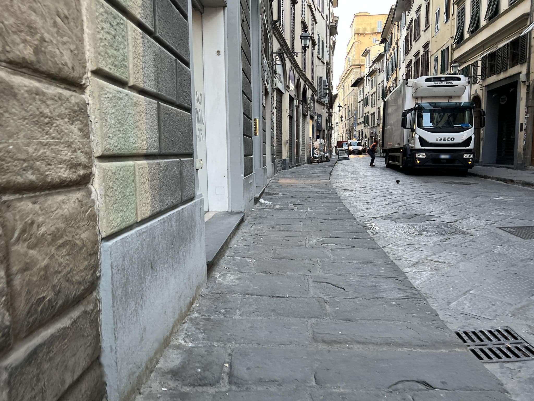 Street view near Domos Duomos bed & breakfast, Florence — © shogohirasawa (CC BY-SA · Mapillary)