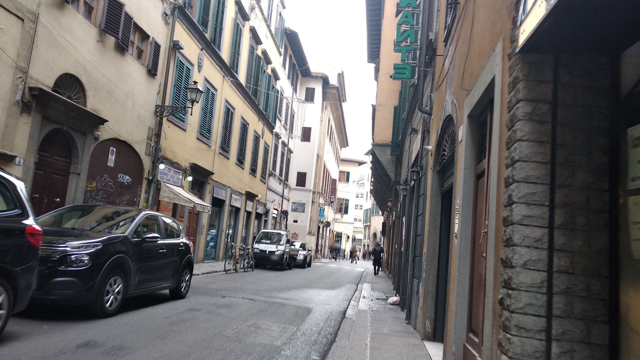 Street view near Appartamenti Oriuolo, Campo di Marte — © mircozorzo (CC BY-SA · Mapillary)