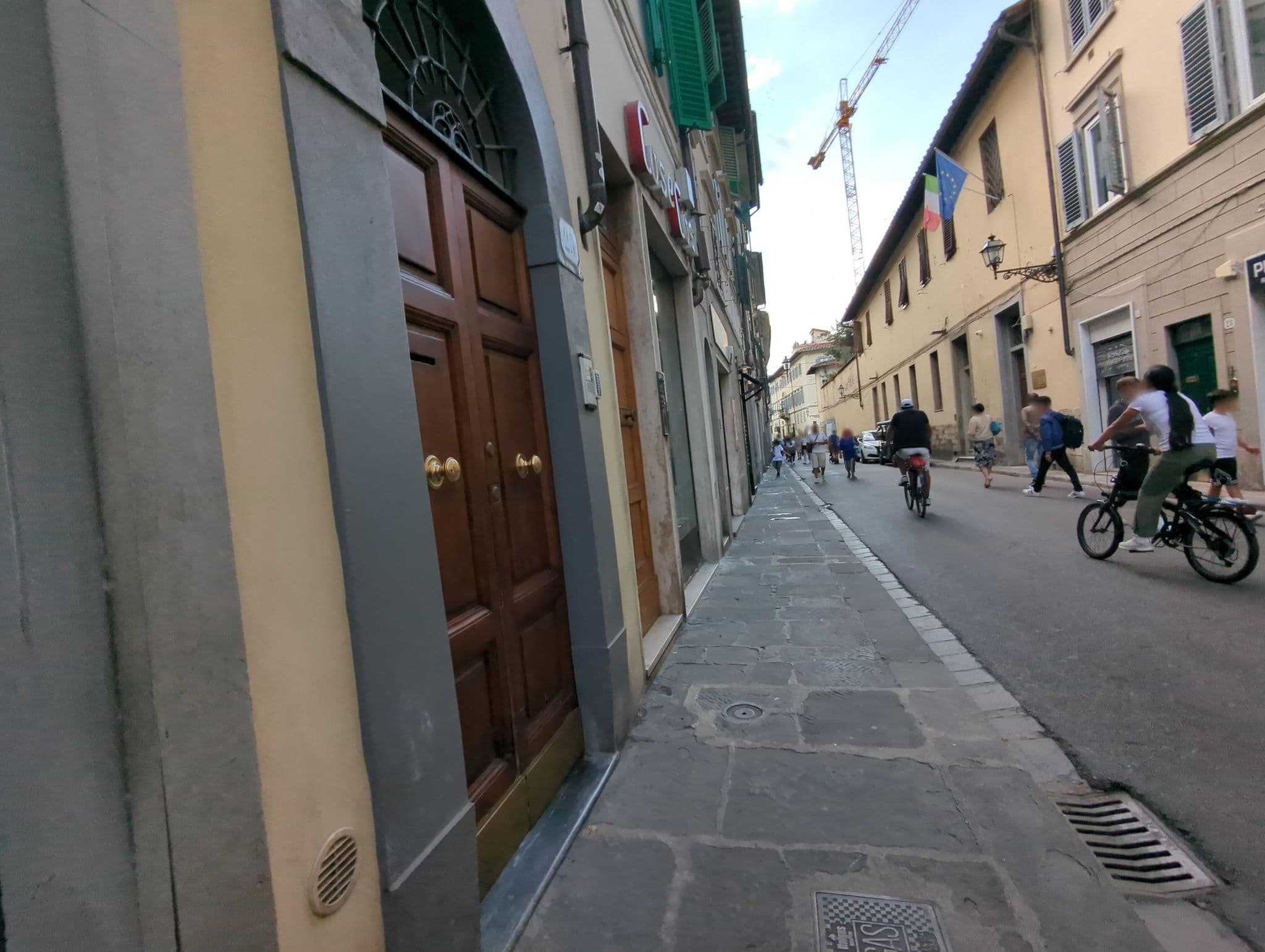 Street view near Roommo Ghiberti, Campo di Marte — © ente (CC BY-SA · Mapillary)