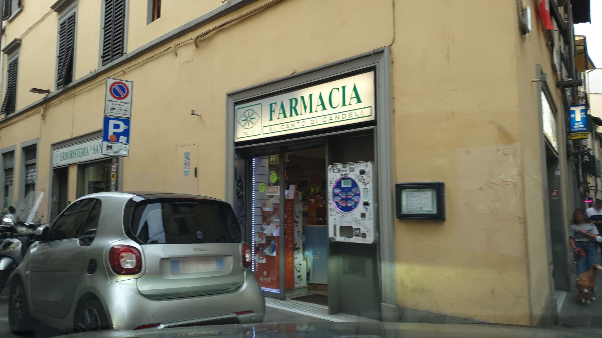 Street view near In centro - Pinti, Campo di Marte — © jopparn (CC BY-SA · Mapillary)