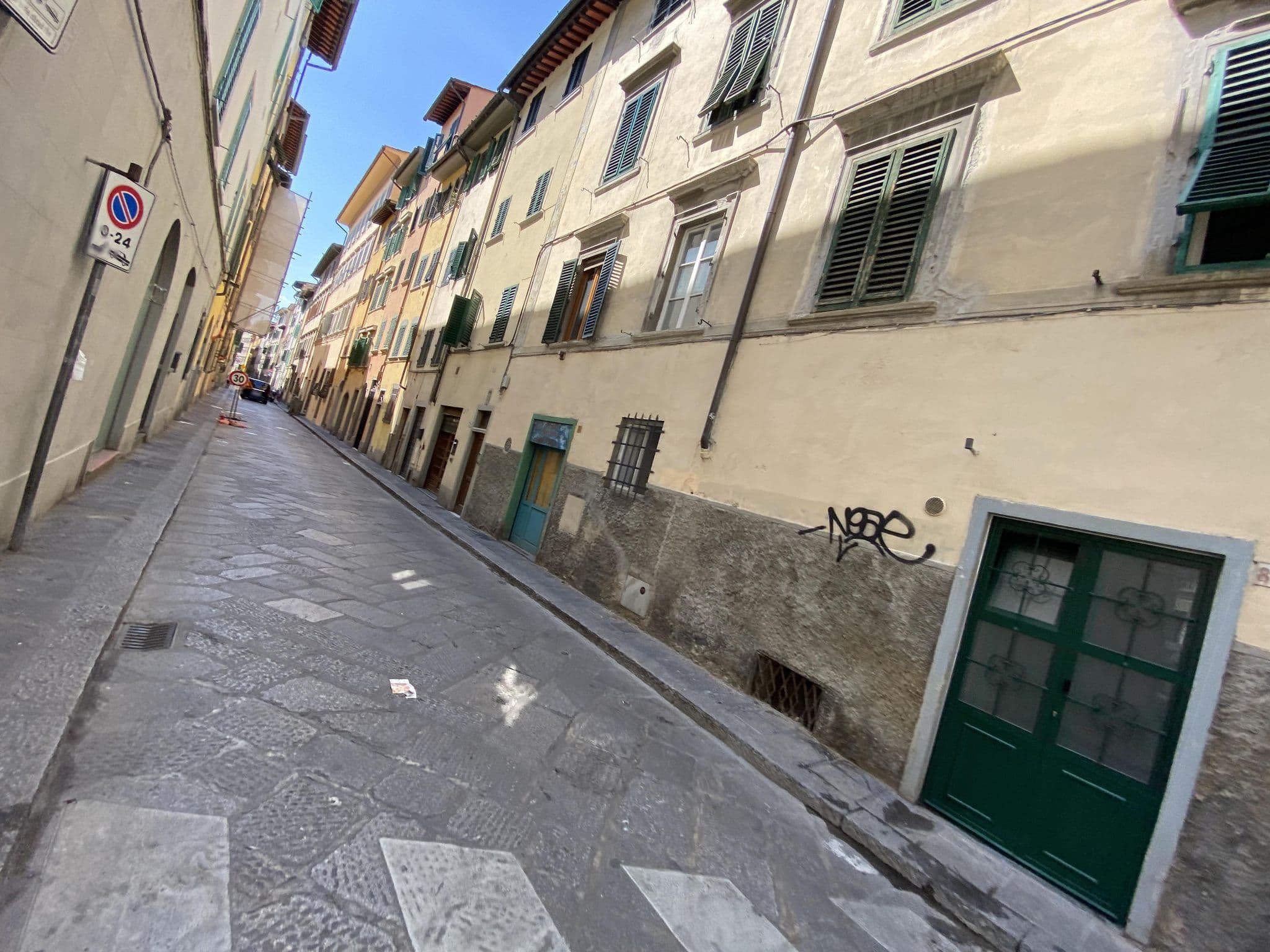 Street view near Flospirit - Brunelleschi, Campo di Marte — © asturksever (CC BY-SA · Mapillary)