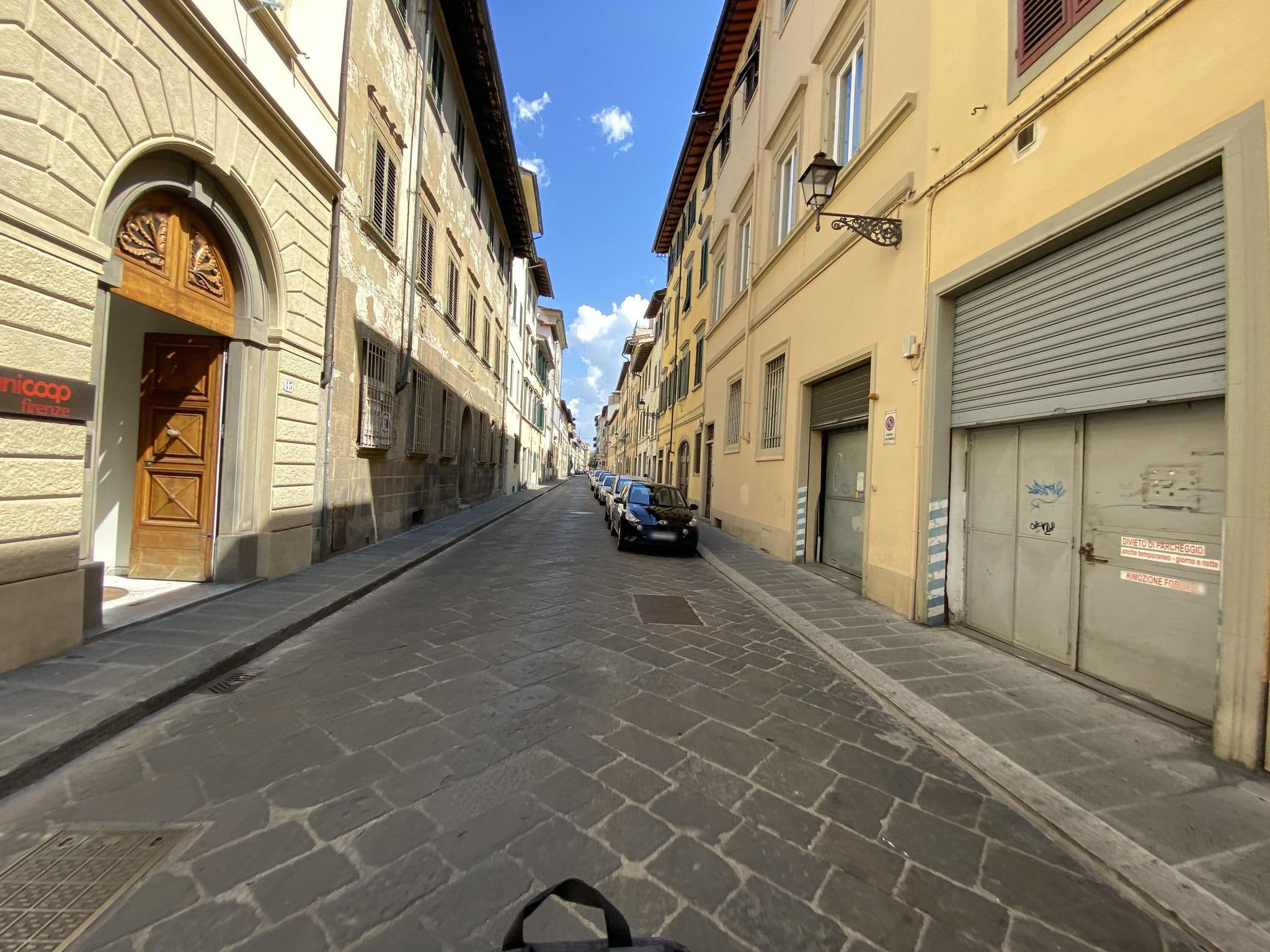 Street view near Cosy House, Florence — © asturksever (CC BY-SA · Mapillary)