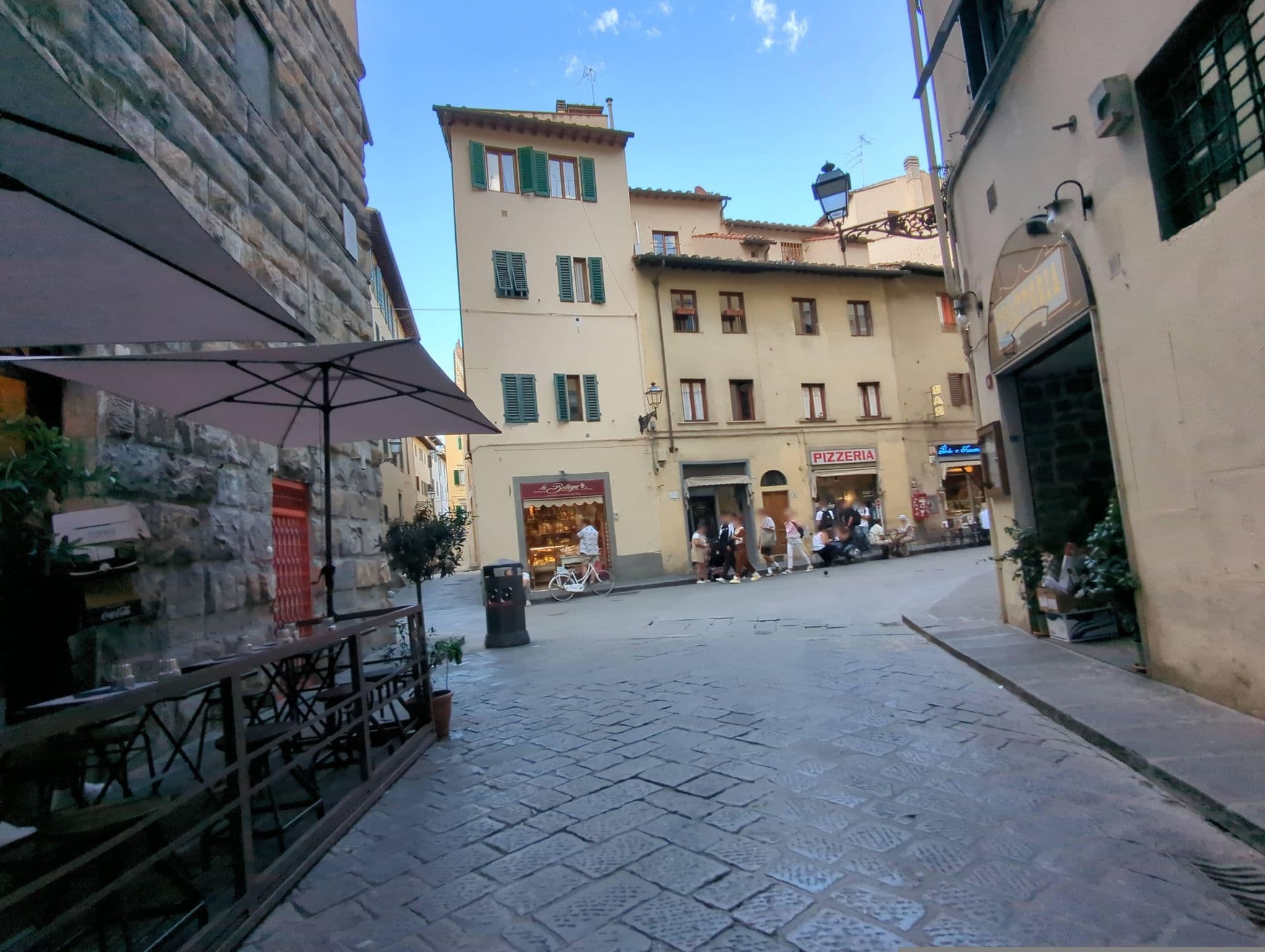 Street view near Dante States Apartments, Florence — © ente (CC BY-SA · Mapillary)