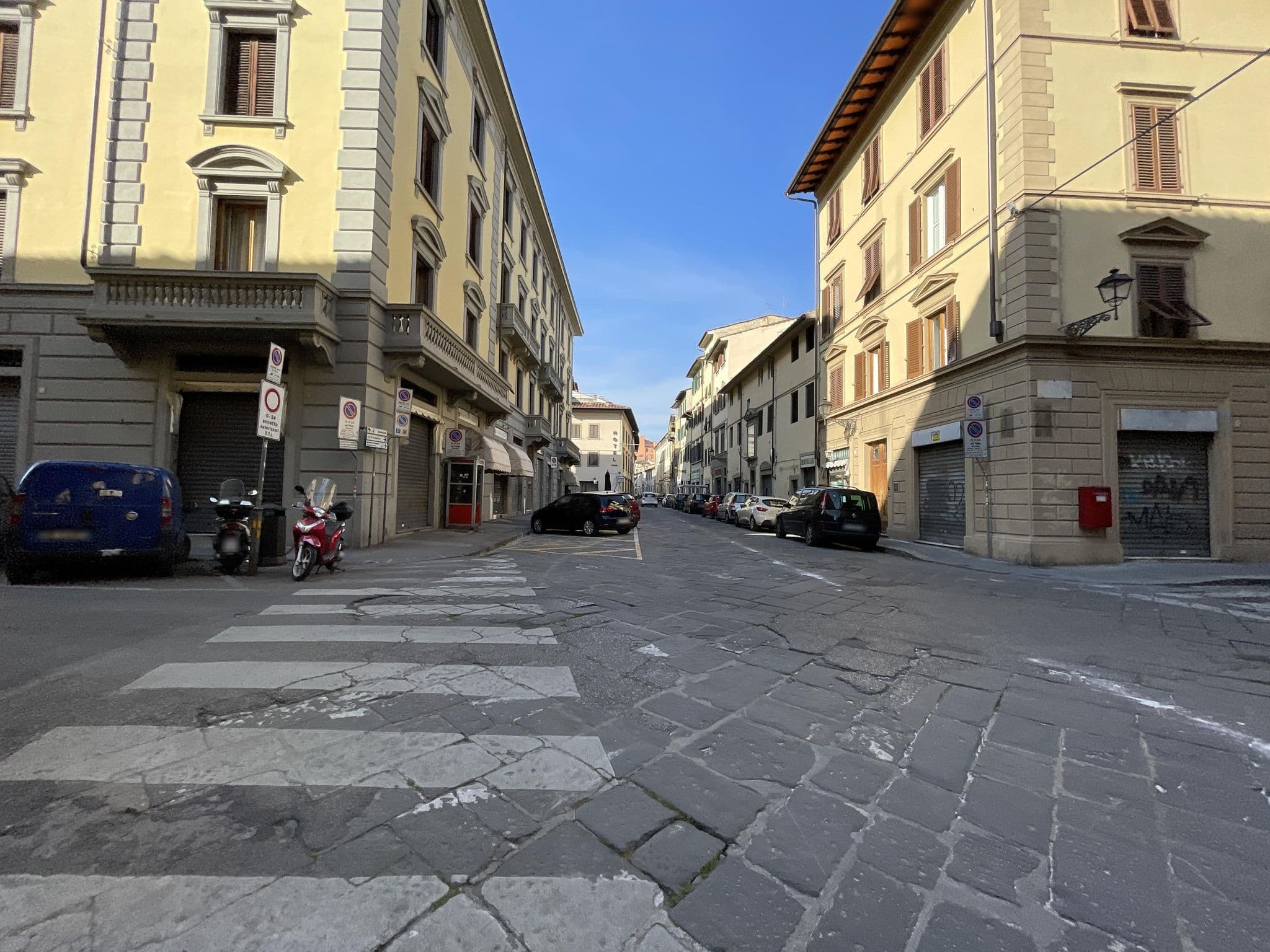 Street view near 3B Bed & Breakfast, Florence — © filipb (CC BY-SA · Mapillary)