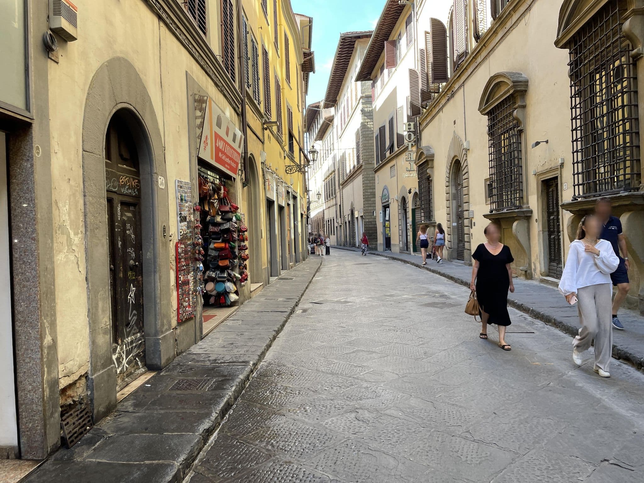 Street view near Appartamenti Rinascimento, Florence — © asturksever (CC BY-SA · Mapillary)
