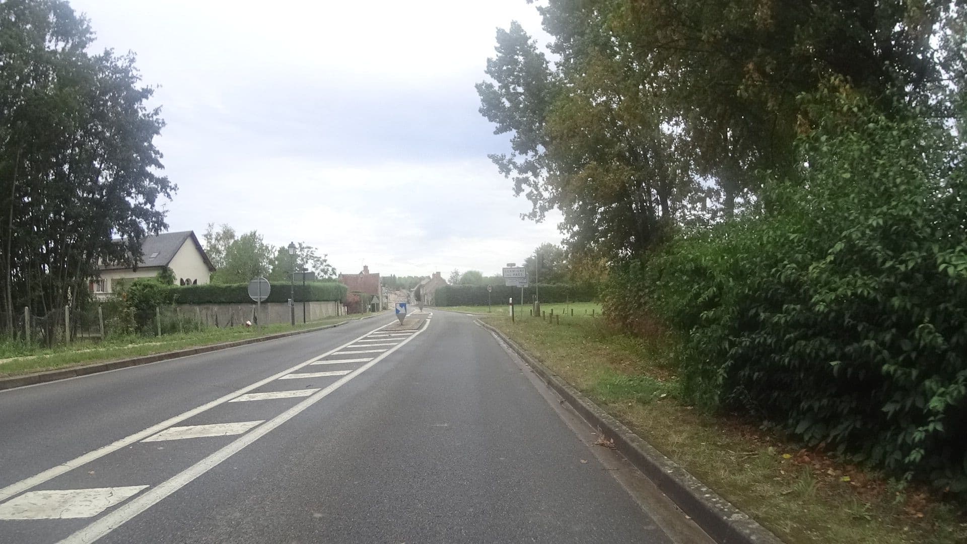 Street view near Aire camping-car Germigny-des-Prés, Châteauneuf-sur-Loire — © ramap (CC BY-SA · Mapillary)