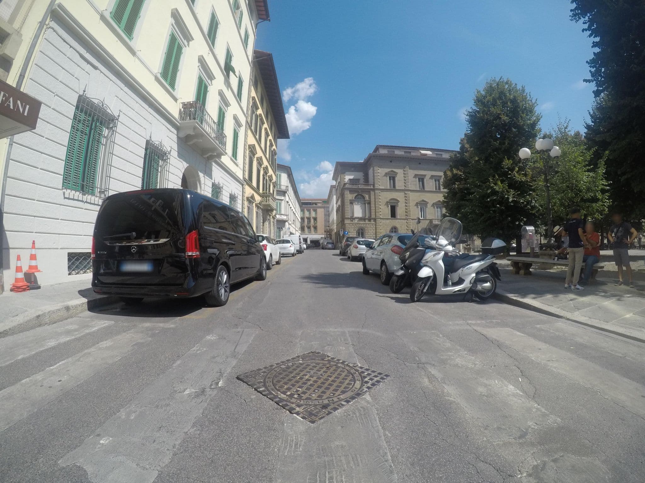Street view near Andrea Hotel Florence, Florence — © chrisbeddow (CC BY-SA · Mapillary)