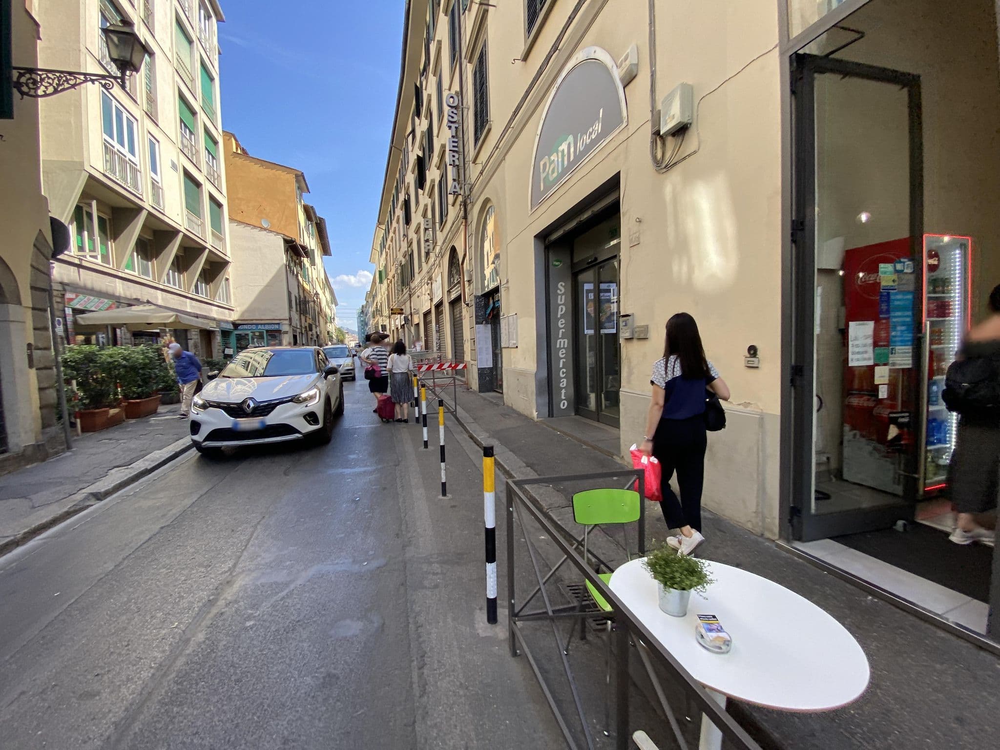 Street view near Hotel Etrusco, Florence — © asturksever (CC BY-SA · Mapillary)