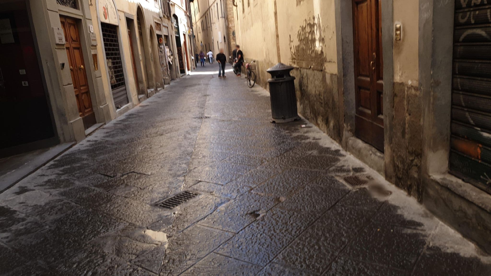 Street view near DeiMori, Florence — © jopparn (CC BY-SA · Mapillary)