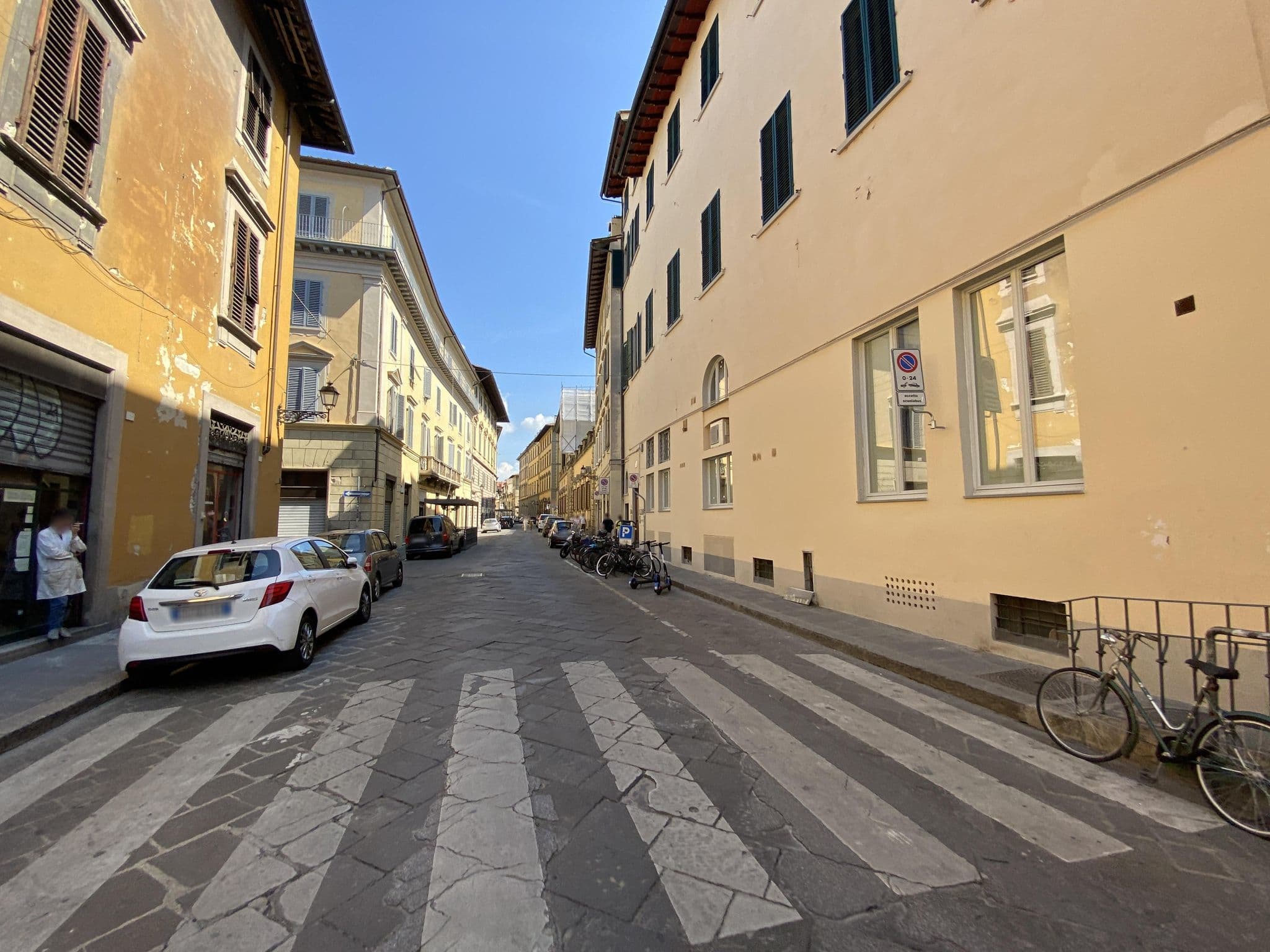 Street view near Residenza Johlea, Florence — © asturksever (CC BY-SA · Mapillary)