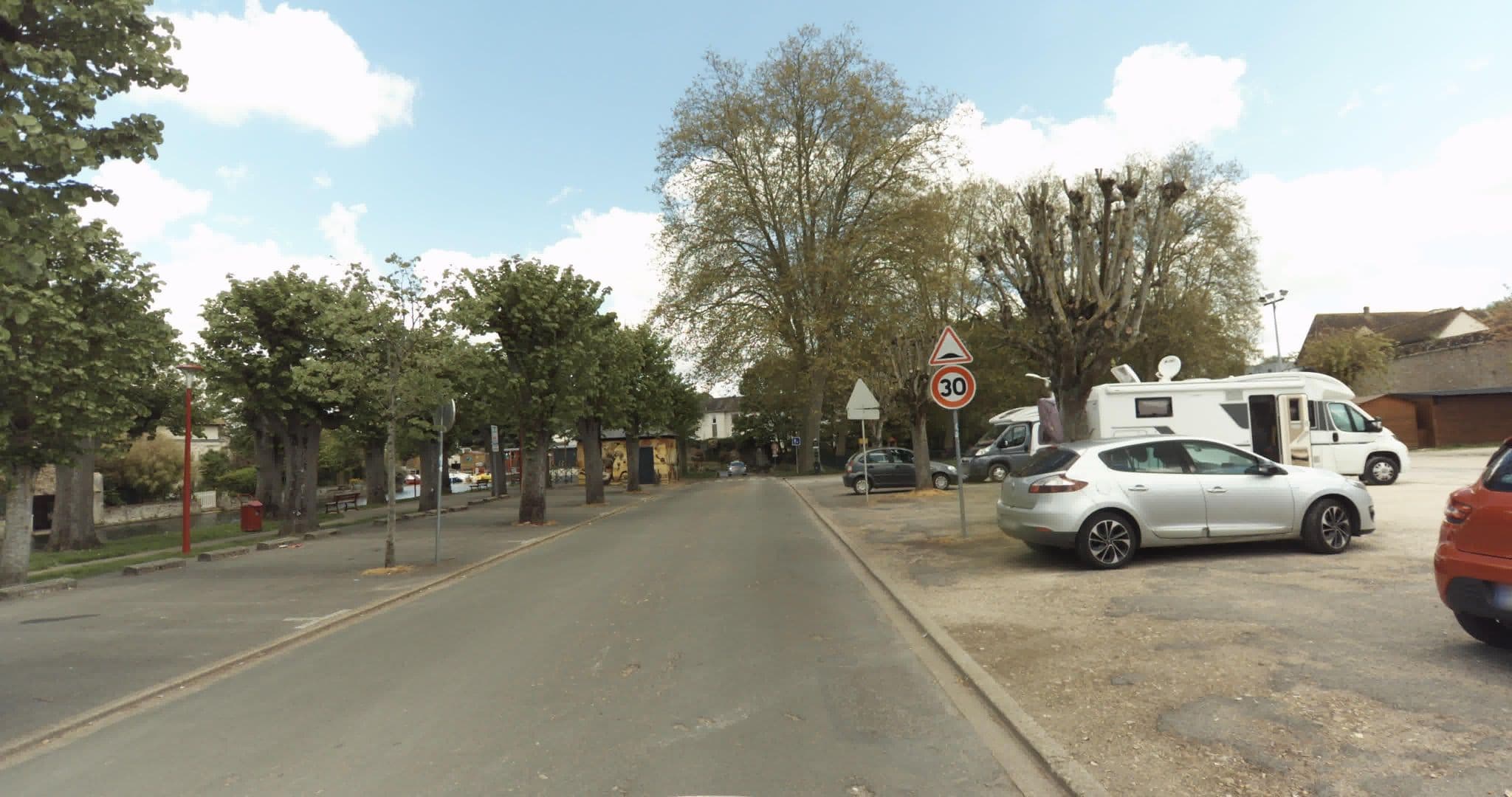 Street view near Aire de Camping-car de Bonneval, Bonneval — © sogefi (CC BY-SA · Mapillary)