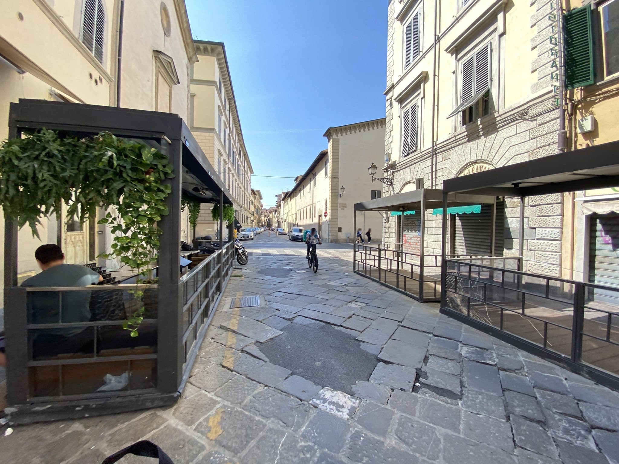 Street view near Central Beds, Florence — © asturksever (CC BY-SA · Mapillary)