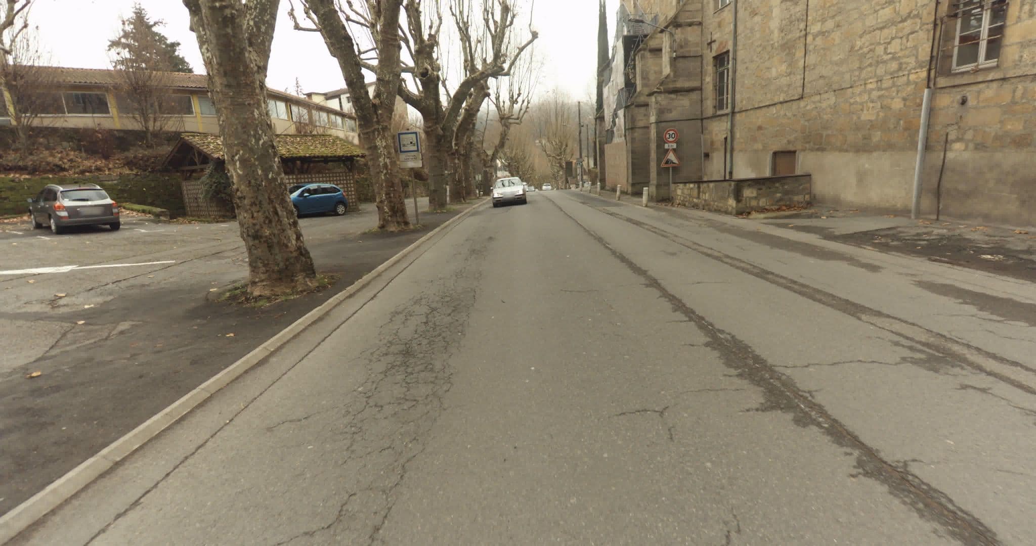 Street view near Parking du Colonel Teulié, Figeac — © sogefi (CC BY-SA · Mapillary)