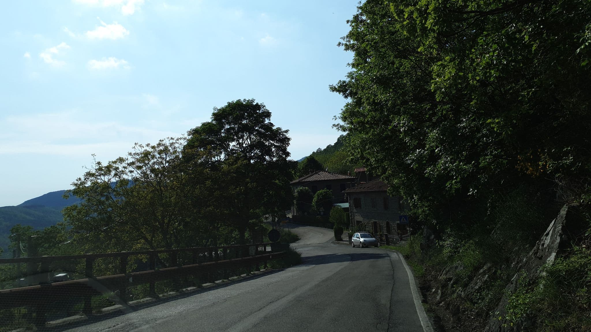Street view near Antichi Sentieri, Soci — © jopparn (CC BY-SA · Mapillary)