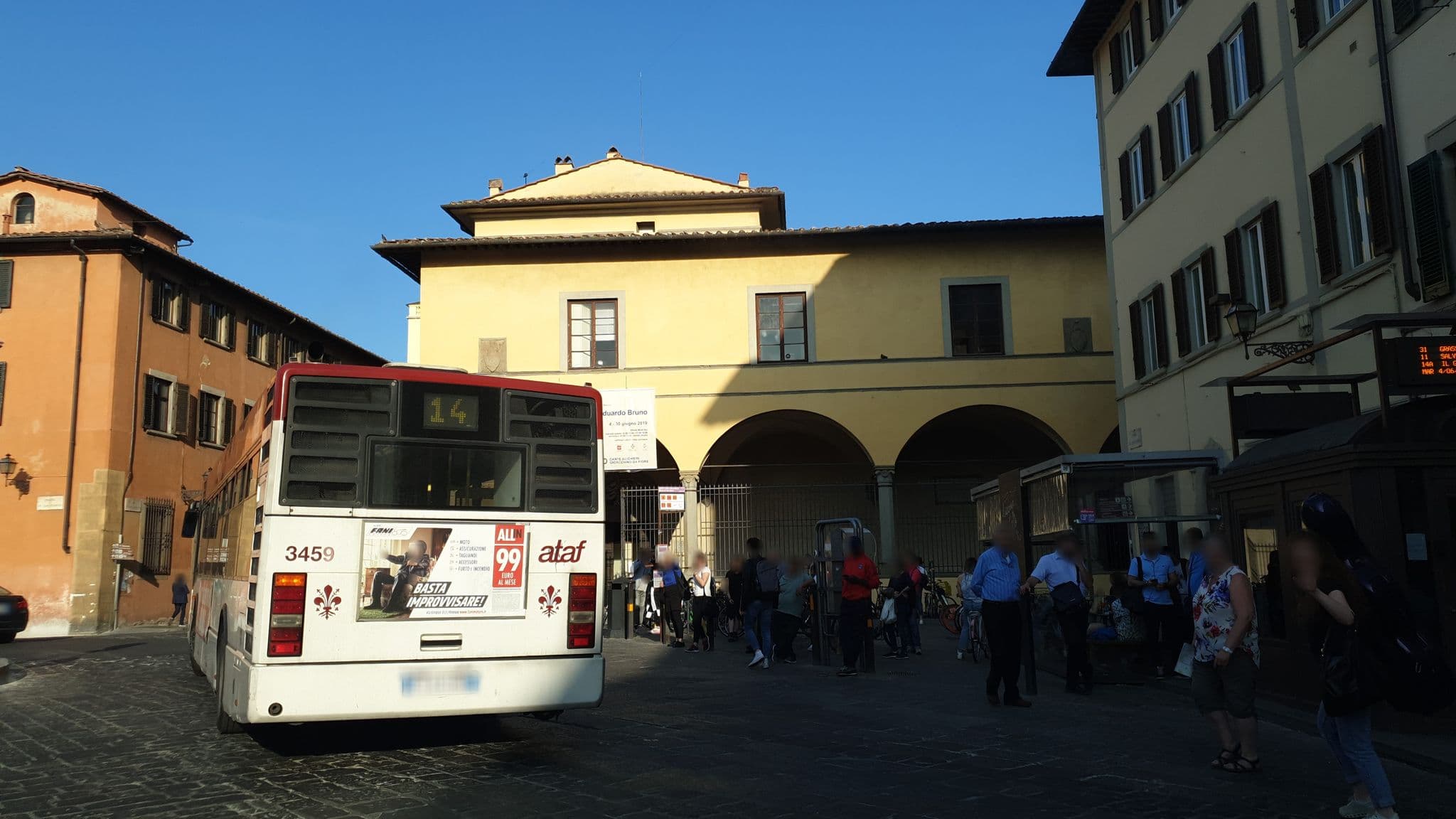 Street view near sleepwell, Florence — © jopparn (CC BY-SA · Mapillary)