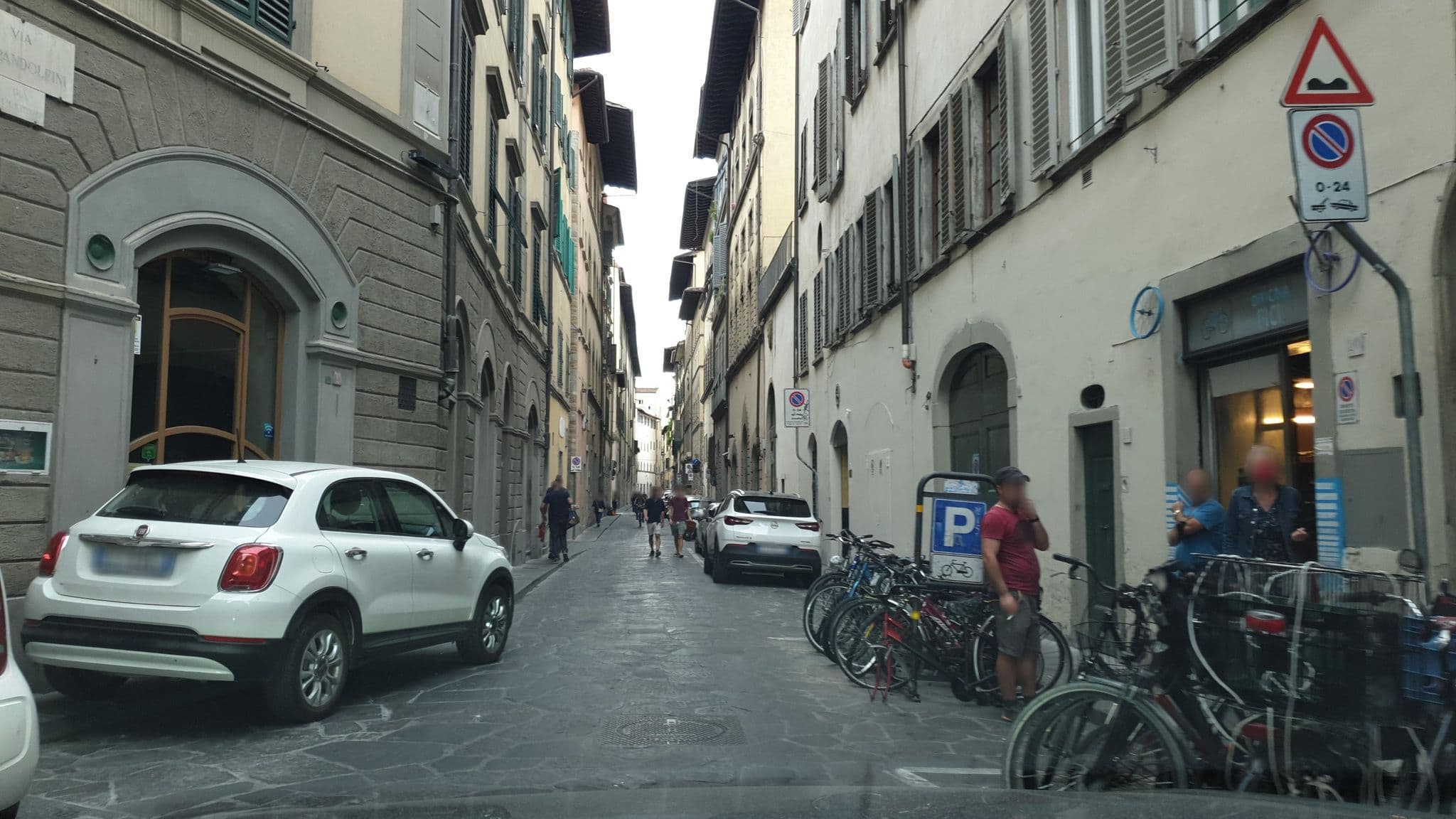 Street view near Bargello Guest House, Campo di Marte — © jopparn (CC BY-SA · Mapillary)