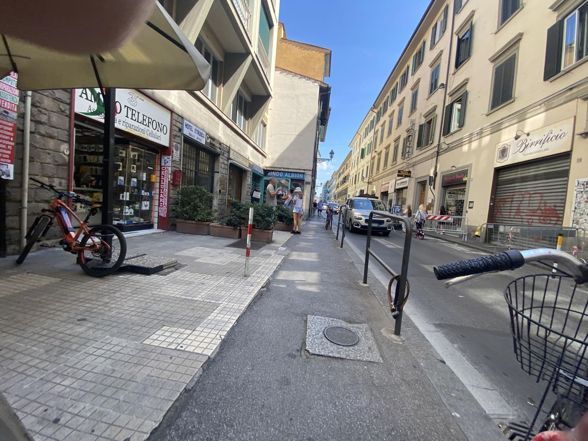 Street view near PINK e KORNELL SRL, Florence — © hede (CC BY-SA · Mapillary)