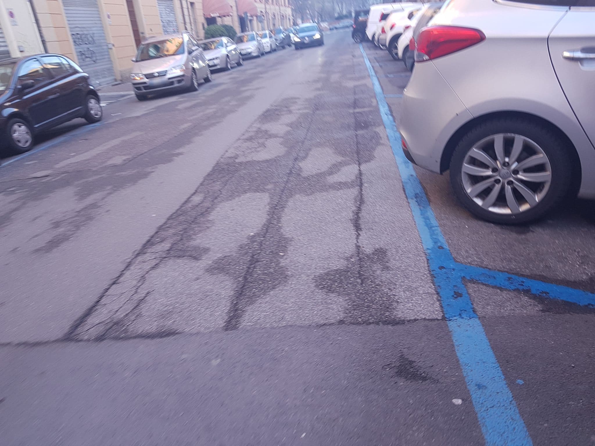 Street view near Bed and Breakfast Farinelli, Bologna — © jack_ghera (CC BY-SA · Mapillary)