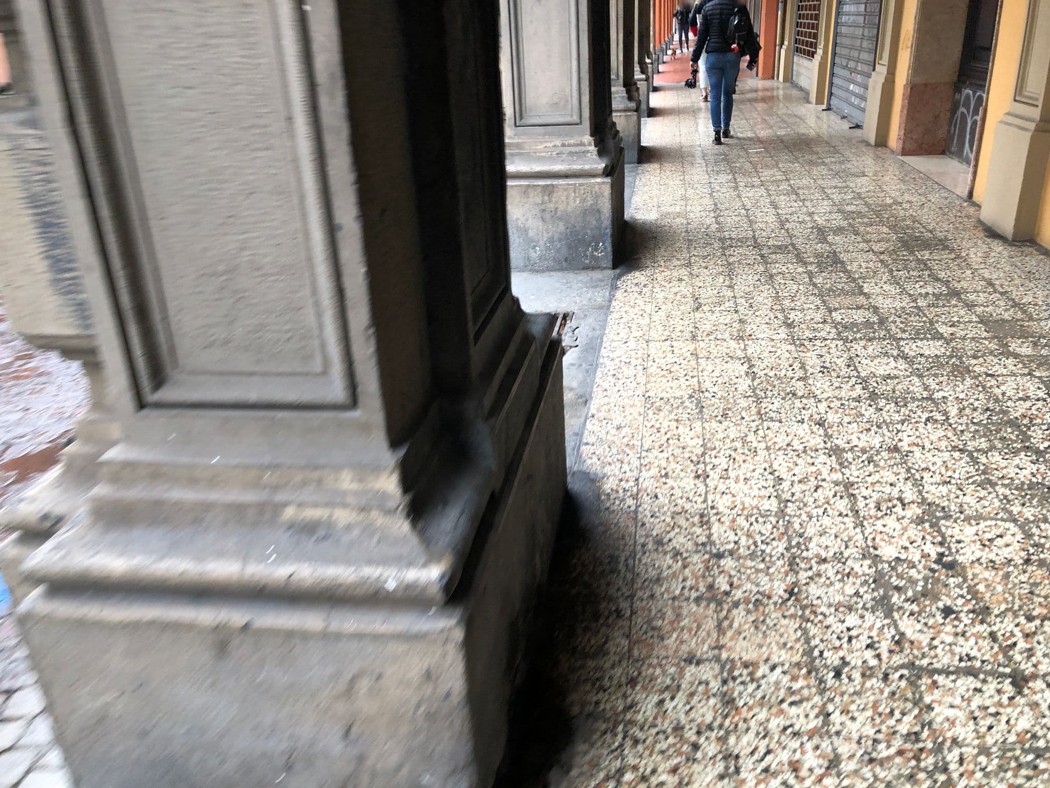 Street view near b&b a fianco le mura di san felice, Bologna — © fabiofornasari (CC BY-SA · Mapillary)