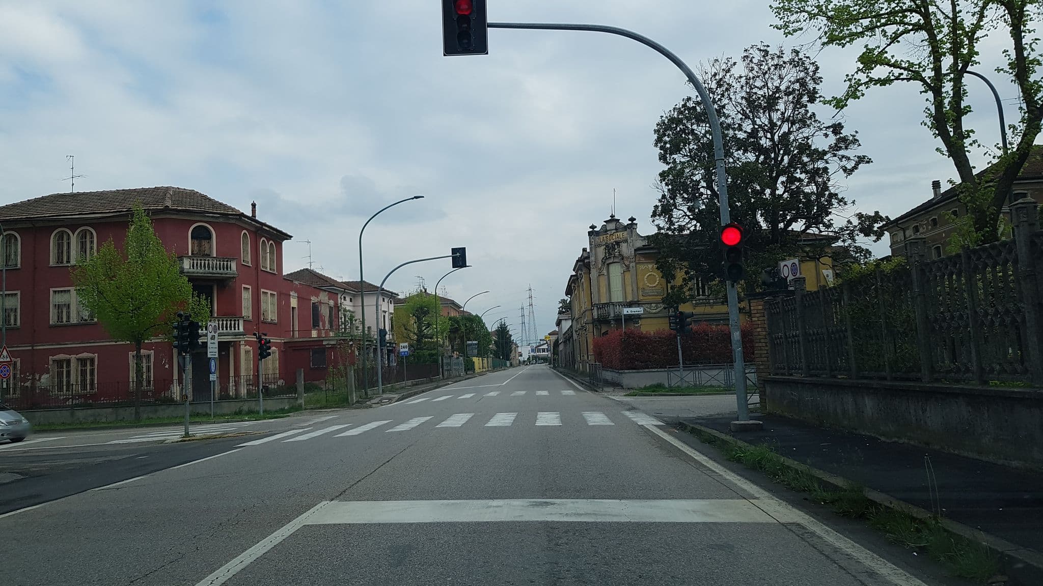 Street view near Albergo Ristorante Mezza Tappa, Ostiglia — © lucamenini (CC BY-SA · Mapillary)