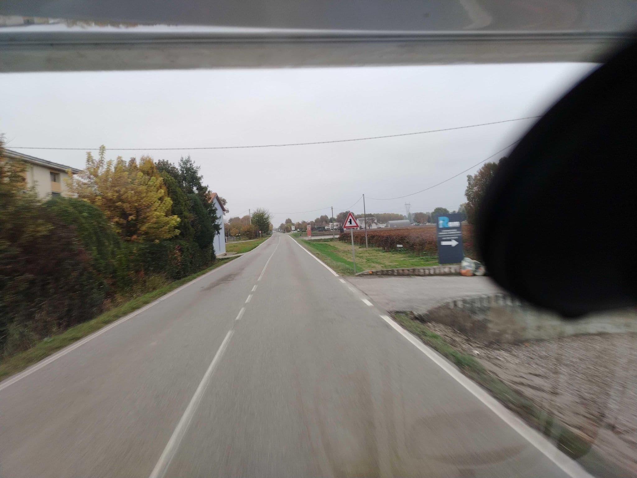 Street view near Hotel Tre Torri, Cavezzo — © Brown69 (CC BY-SA · Mapillary)