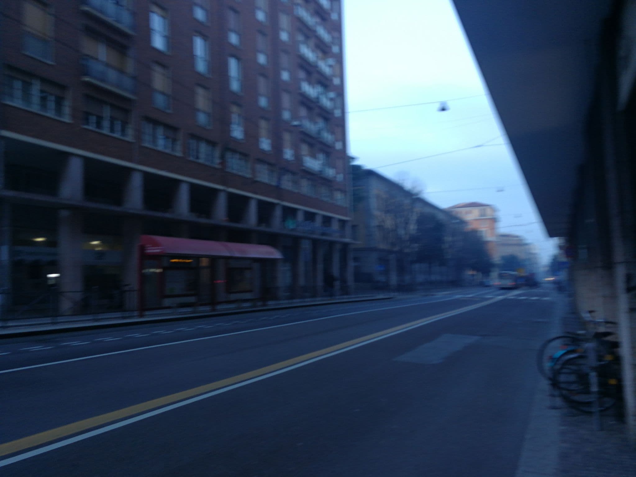 Street view near Galeria del Reno, Bologna — © linqh (CC BY-SA · Mapillary)