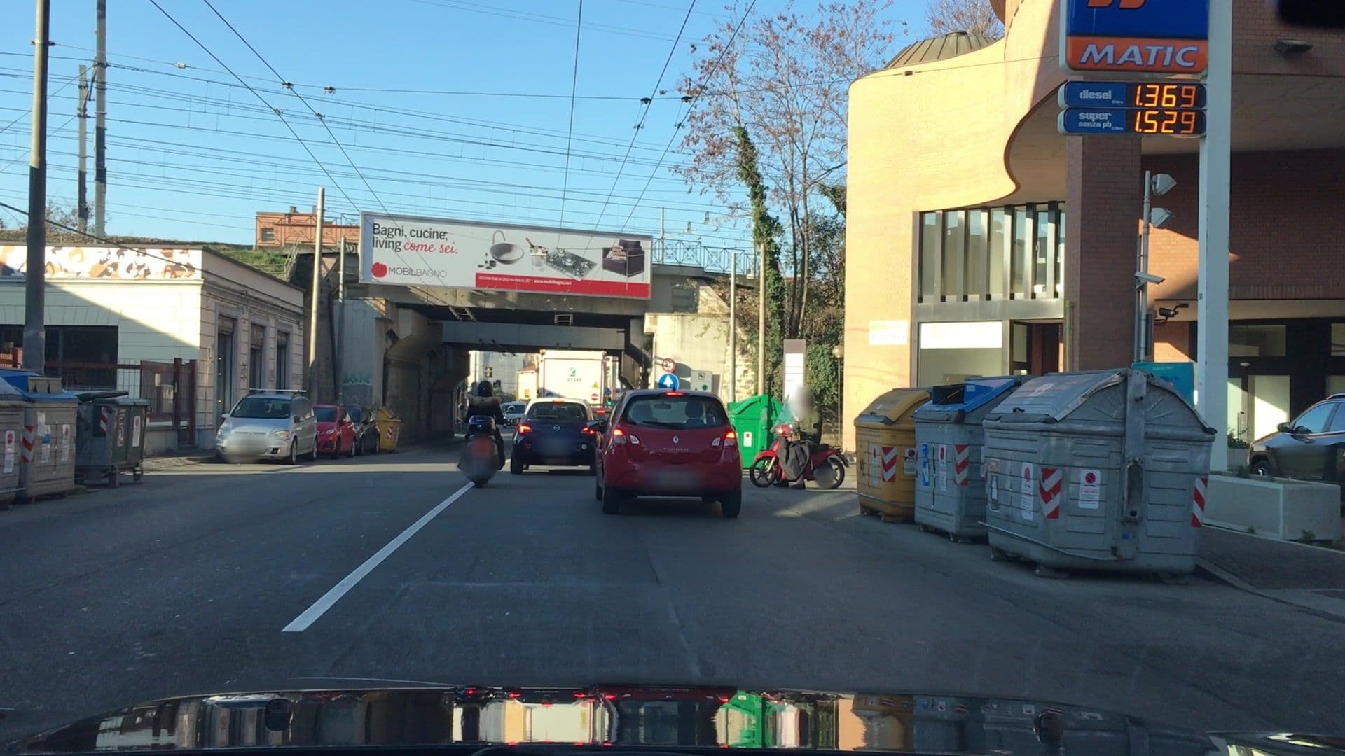 Street view near B&B Gli Allori, Bologna — © lvl5 (CC BY-SA · Mapillary)