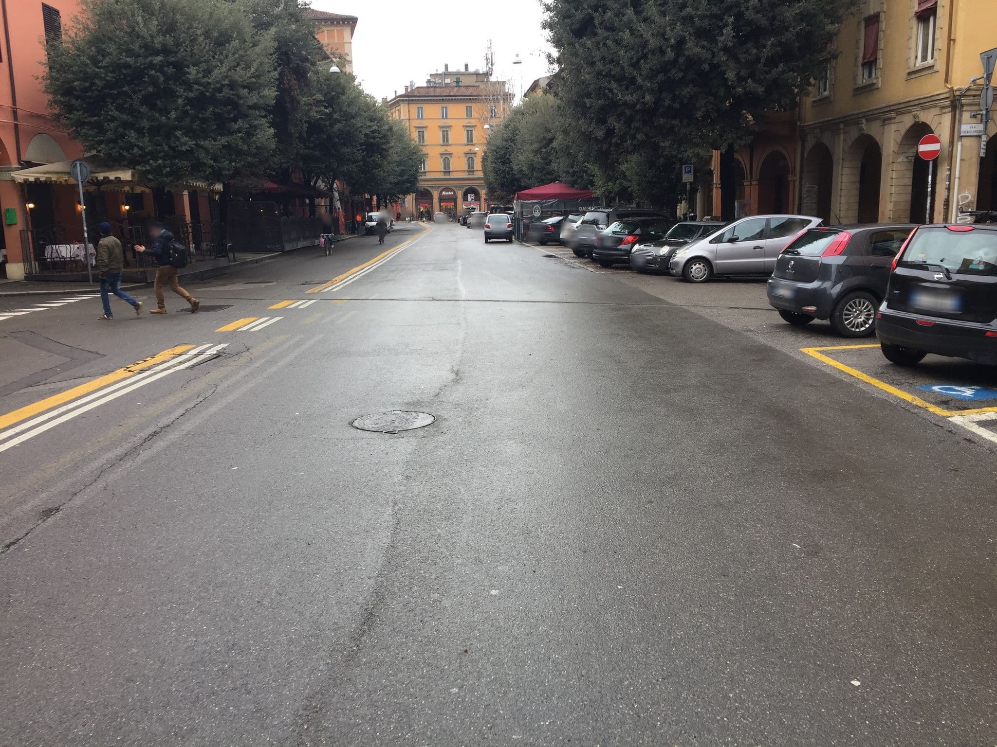 Street view near Appartamento Righi24, Bologna — © vipoosanan (CC BY-SA · Mapillary)