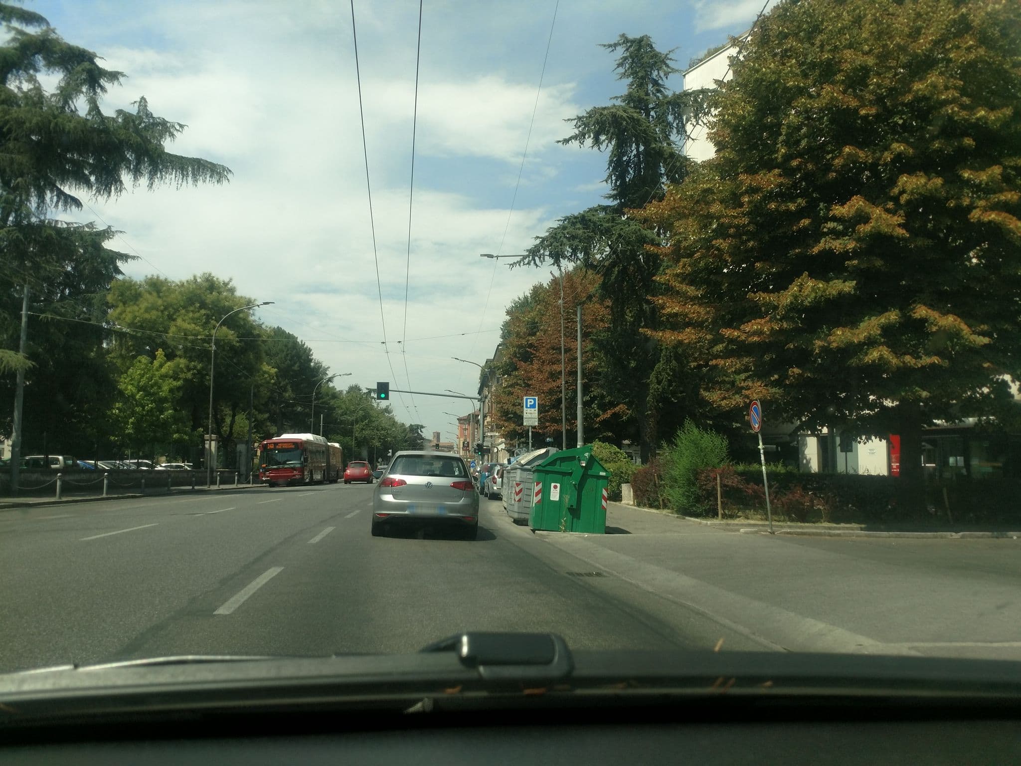 Street view near B&B Villa Laura, Bologna — © andbo (CC BY-SA · Mapillary)