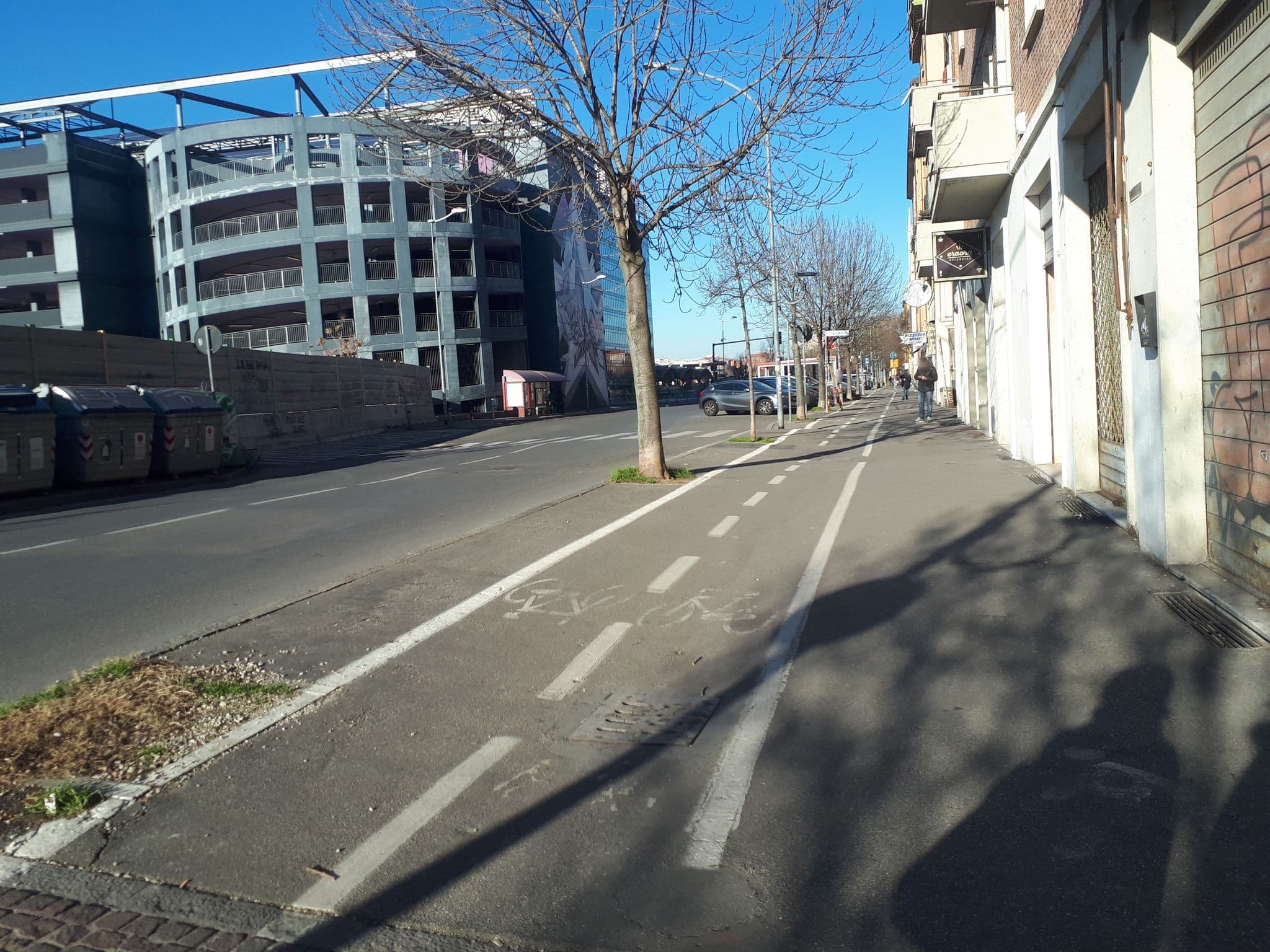 Street view near Abitaroom, Bologna — © elenavaleria_saporito (CC BY-SA · Mapillary)