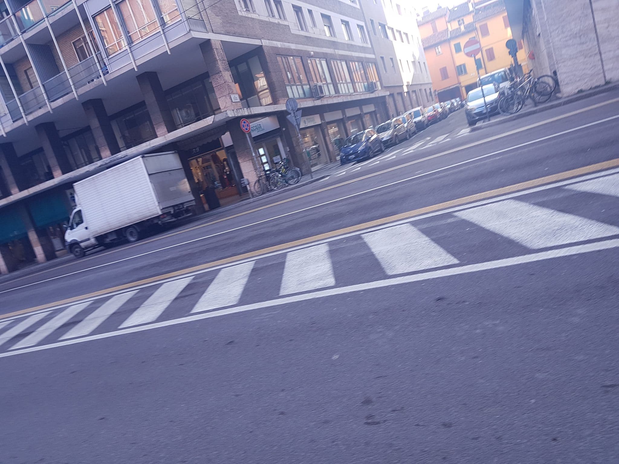 Street view near Bed&breakfast, Bologna — © jack_ghera (CC BY-SA · Mapillary)