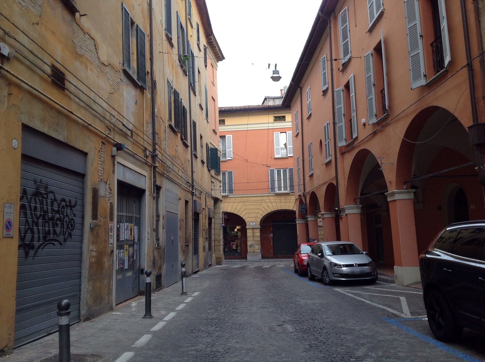 Street view near B&B S.Giovanni in Monte, Bologna — © msanti (CC BY-SA · Mapillary)