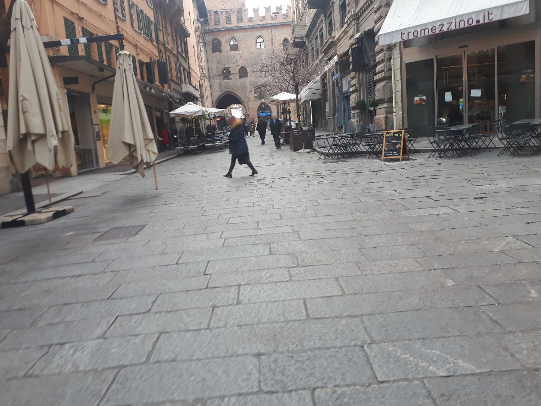 Street view near Residenza Orefici, Bologna — © elenavaleria_saporito (CC BY-SA · Mapillary)
