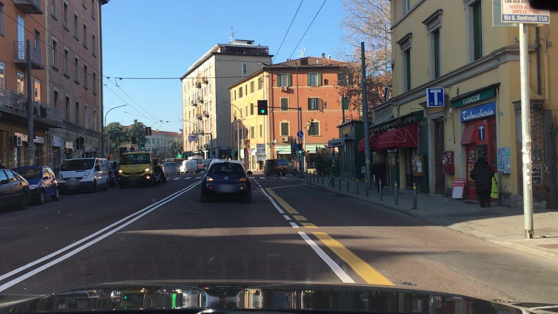 Street view near Casa Munay, Bologna — © lvl5 (CC BY-SA · Mapillary)